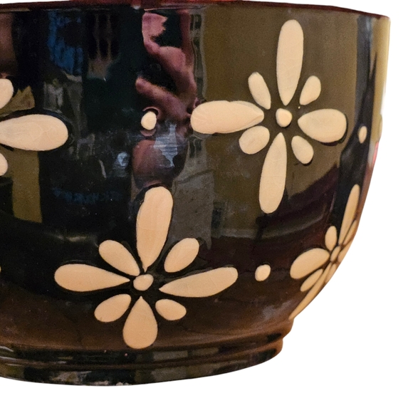 Bowl - Picture 2 of 4